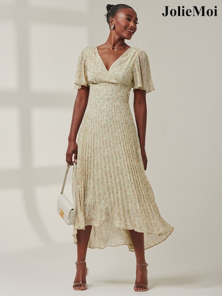 Jolie Moi Chelsea Pleated Chiffon Dip Hem Maxi Dress (AC5017) | ‏230 د.إ.‏