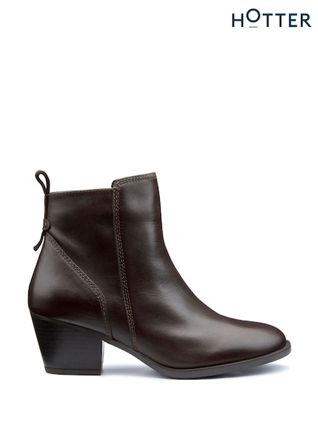 Hotter Brown Regular Fit Delight Zip Boots (AC5751) | €138