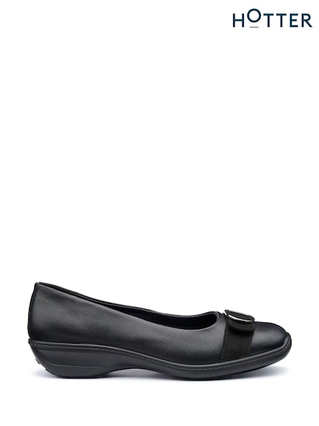 črna - Hotter Grace Slip-on Wide Fit Shoes (AC5758) | € 104