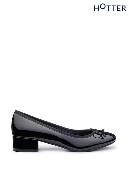 Hotter Regular Fit Vogue Slip-On Shoes (AC5872) | € 63