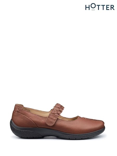 rjava - Hotter Shake II Touch Fastening Leather Shoes (AC5891) | € 104