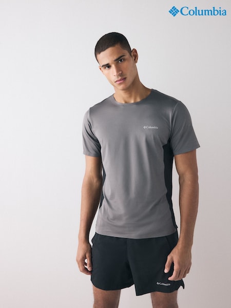 Columbia Three Pitch™ Short Sleeve Crew Black T-Shirt (AC7984) | €53
