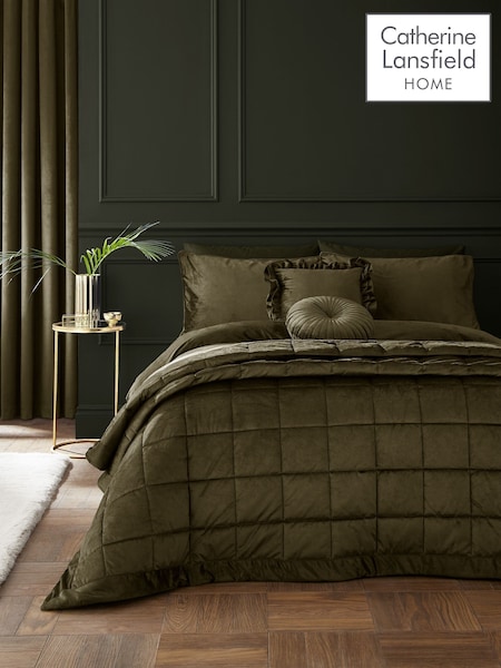 Catherine Lansfield Olive Green Kingsley So Soft Matt Velvet Duvet Cover Set (AD3053) | €27 - €53