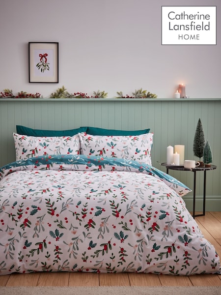 Catherine Lansfield White and Green Brushed 100% Cotton Christmas Mistletoe Duvet Cover Set (AD3500) | €27 - €46