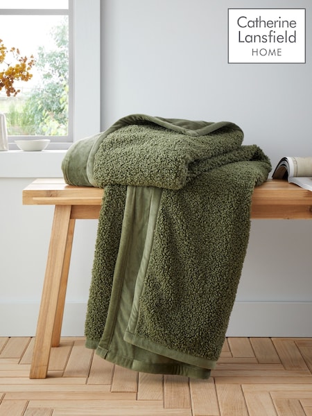 Catherine Lansfield Olive Green So Soft Boucle Throw (AD3508) | €44