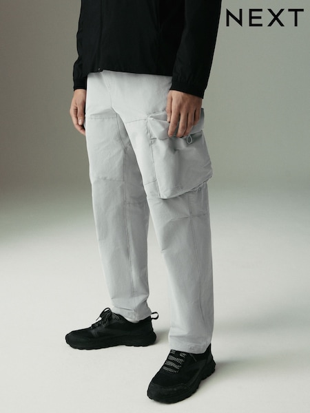 Light Grey Shower Resistant Stretch Tech Cargo Trousers (AD4457) | R$ 385