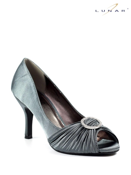 Lunar Sienna II Court Shoes (AD7141) | €72