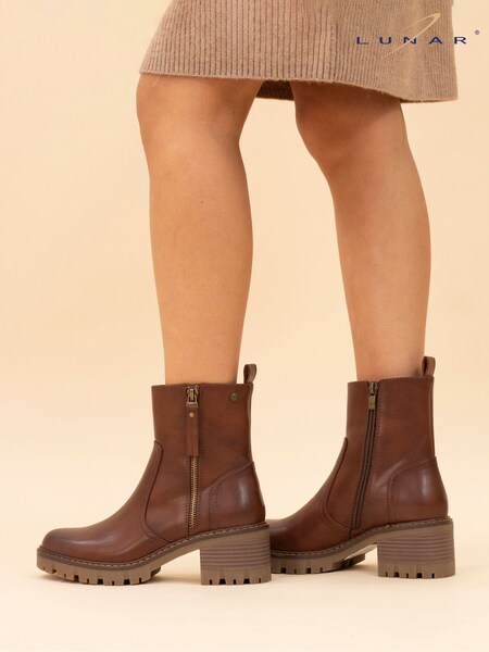 Lunar Smokey Brown Boots (AD7220) | AED174