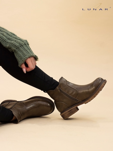 Lunar Roxie II Ankle Boots (AD7334) | 143 QAR