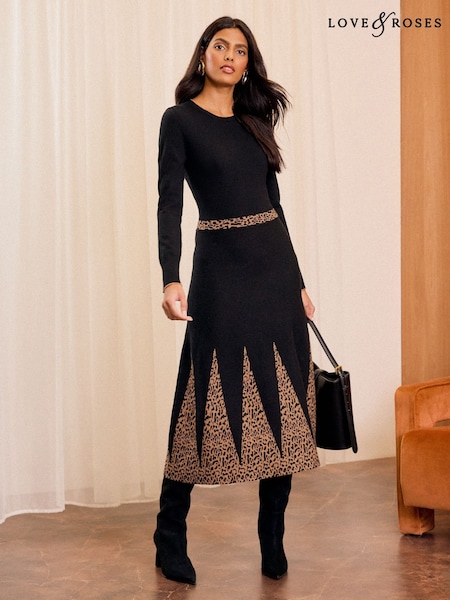 Musta - Love & Roses Chevron Long Sleeve Knitted Midi Dress (AD7642) | €98