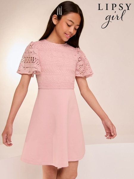 Vaaleanpunainen 2kohteessa1 - Lipsy Flutter Sleeve Lace Occasion Mekko (5-16v) (AD7690) | €49 - €58