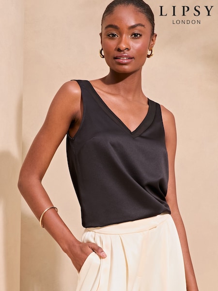Lipsy Chiffon Panel V-Neck Camisole (AD8128) | 45 €