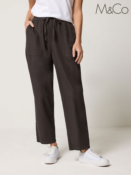 بني - M&co Carpenter Tapered Trousers