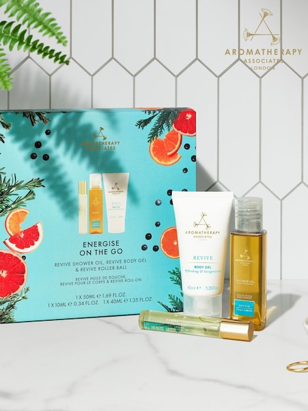 Aromatherapy Associates Energy On The Go Gift Set (Worth Value £46) (AE0470) | €34