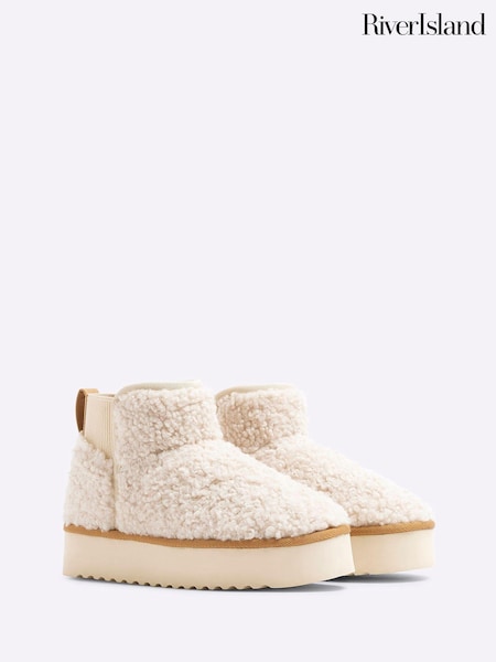 River Island Cream Borg Lined Boots (AE6047) | €31