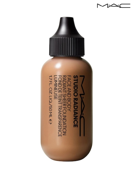 MAC Studio Radiance Face and Body Radiant Sheer Foundation (AF1891) | €33