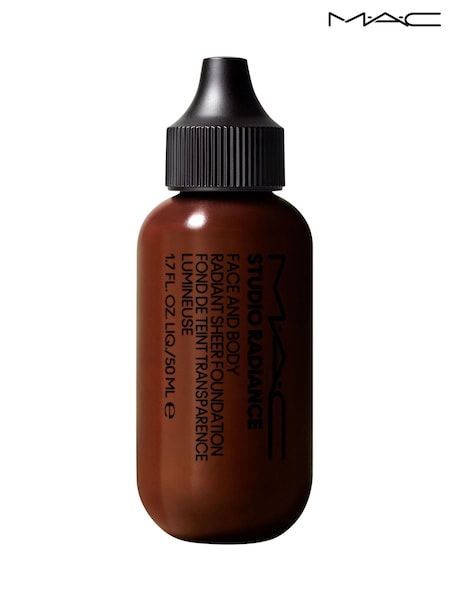 MAC Studio Radiance Face and Body Radiant Sheer Foundation (AF1898) | €46