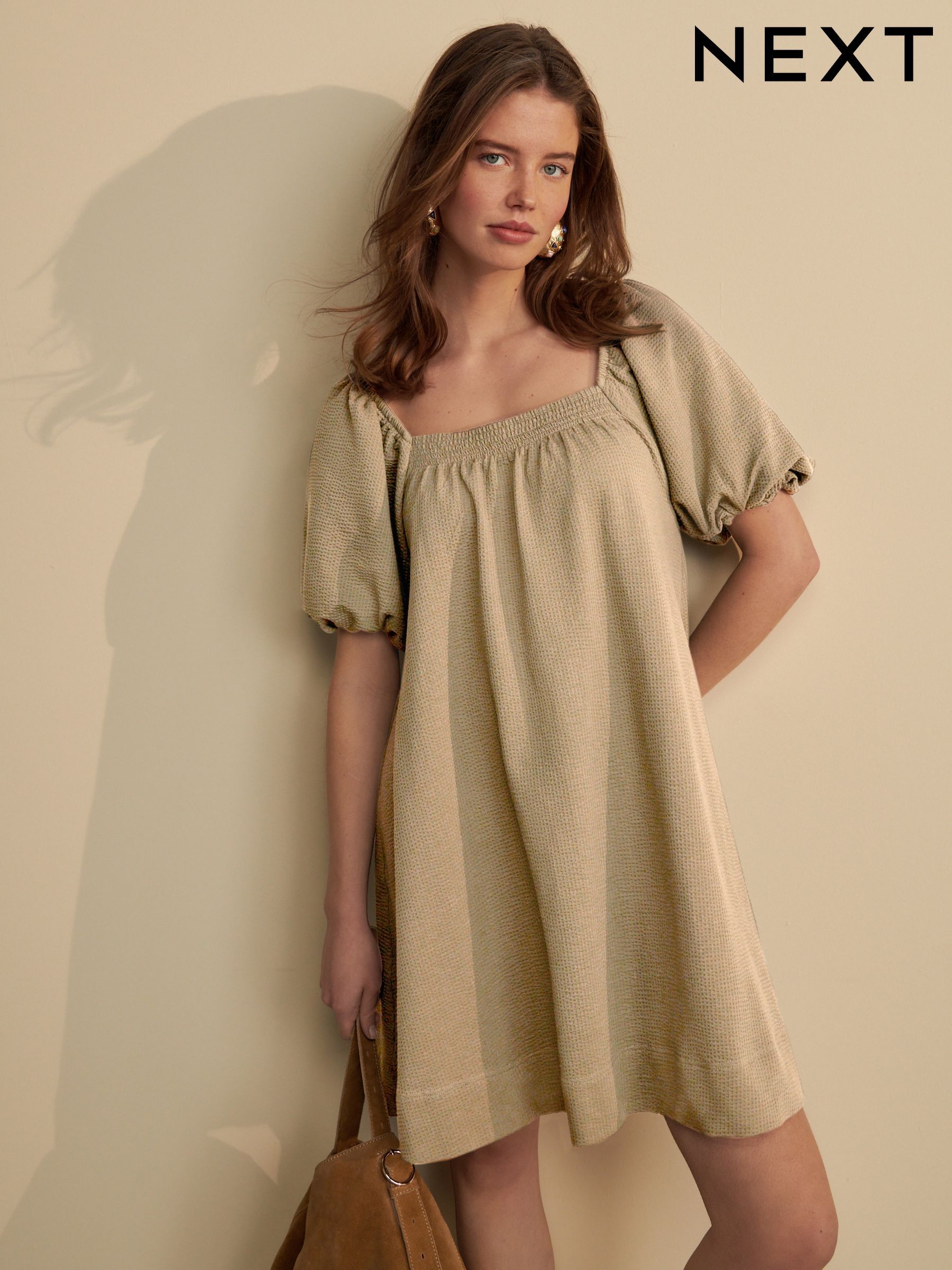 ワンピース ETMON Pintuck String Smock Dress, Beige Smocked Tank Midi Dress – mododoc Los Angeles