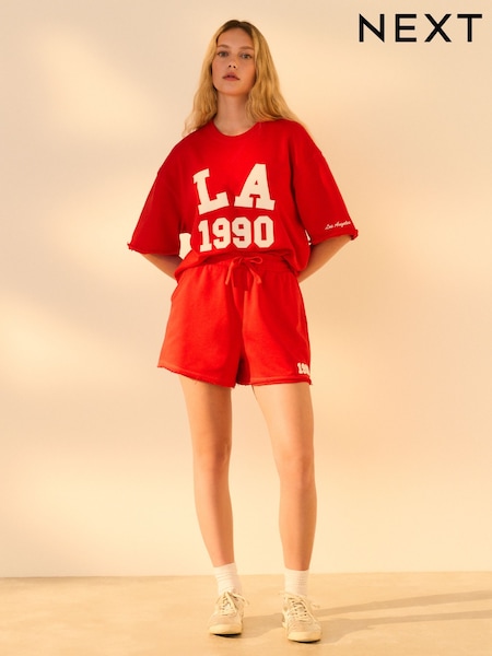 Red Graphic LA 1990 Raw Hem Shorts (AF5829) | €23