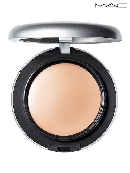 MAC Studio Fix Tech Cream To Powder Foundation (AF6347) | €46
