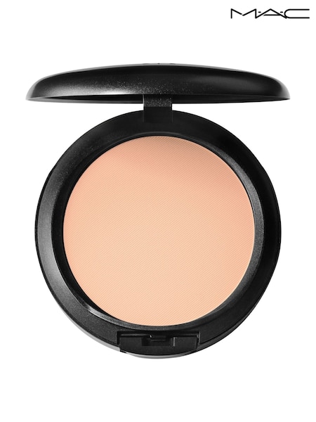 MAC Studio Fix Powder Plus Foundation (AF8299) | €46