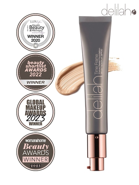 Delilah Time Frame Future Resist Foundation SPF 20 (AF8467) | €53