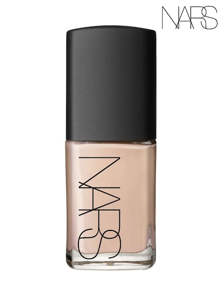 NARS Sheer Glow Foundation (AF8992) | €51