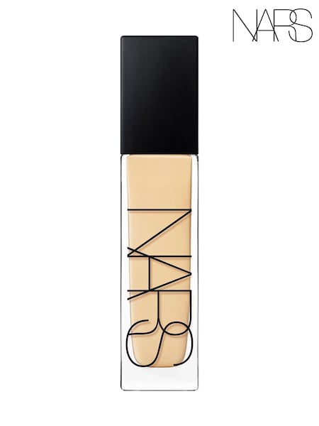 NARS Natural Radiant Longwear Foundation (AF9012) | €55