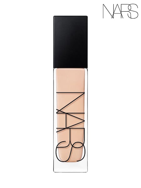 NARS Natural Radiant Longwear Foundation (AF9908) | €55
