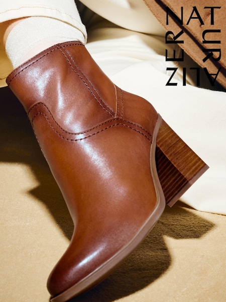 Naturalizer Wide Fit Kalina Ankle Boots (AG4286) | R$ 1,580