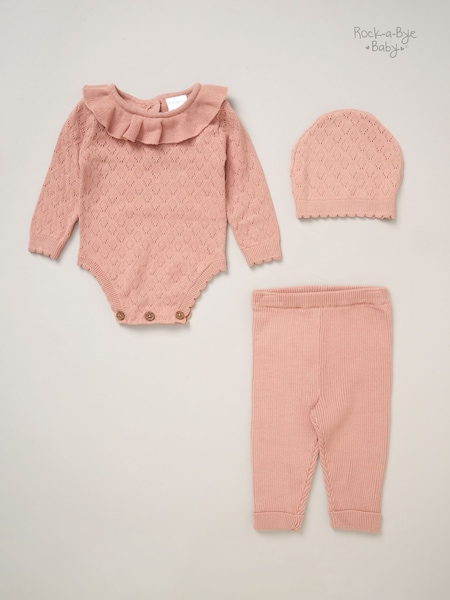 Rock-A-Bye Baby Boutique V True Knit Bodysuit Rib 100% Cotton Leggings And Hat Outfit Set (AG4798) | kr286