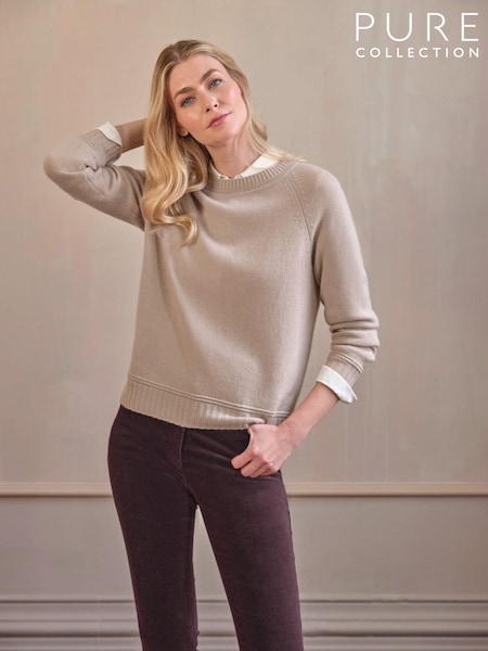 Pure Collection Lofty Raglan Sleeve Crew Neck Cashmere Brown Jumper (AG5194) | €210