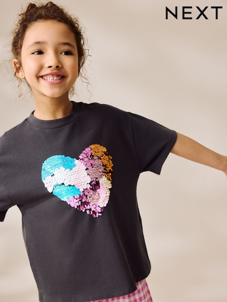 رمادي رمادي داكن - Sequin Heart Print T-Shirt (3-16yrs) (AG5727) | ‏51 د.إ.‏ - ‏ 76‏ د.إ.