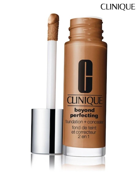 Clinique Beyond Perfecting Foundation And Concealer Set (AG6391) | €49
