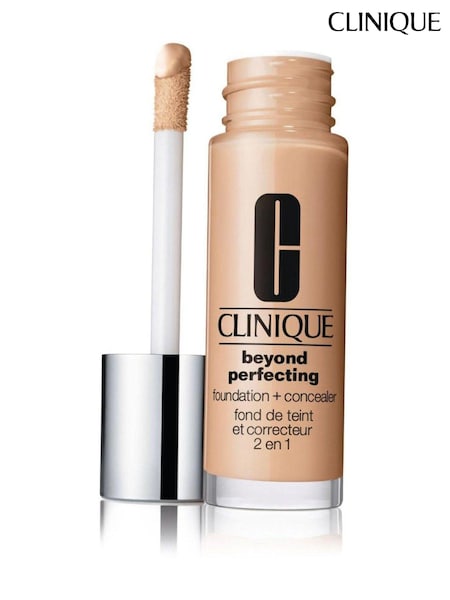 Clinique Beyond Perfecting Foundation And Concealer Set (AG6458) | €49