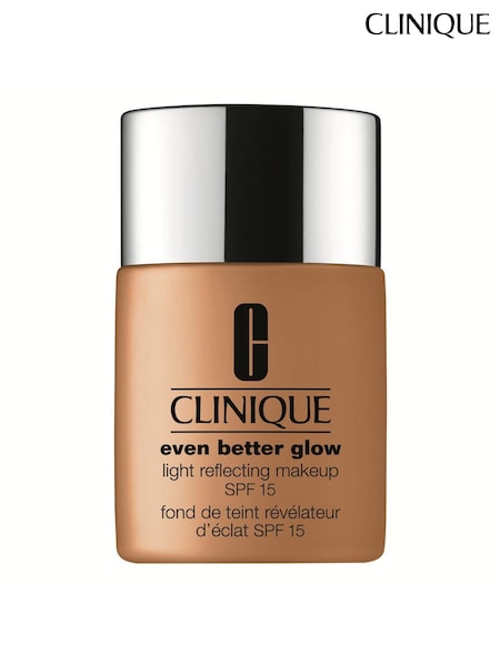 Clinique Even Better Glow Foundation (AG6629) | €46