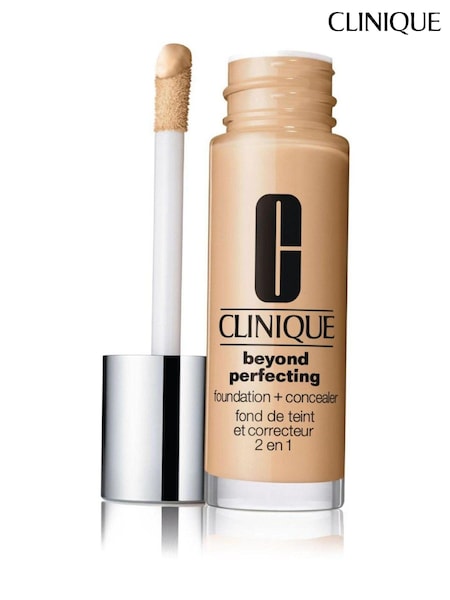 Clinique Beyond Perfecting Foundation And Concealer Set (AG6709) | €49