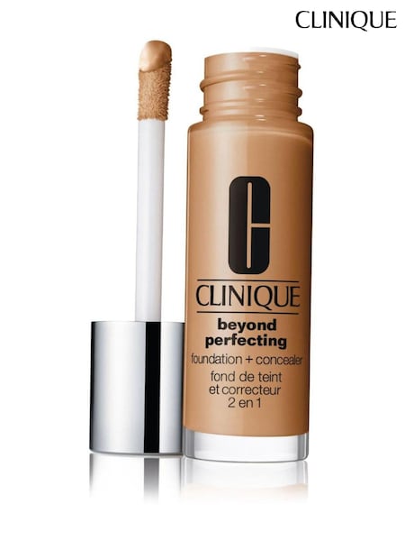 Clinique Beyond Perfecting Foundation And Concealer Set (AG6716) | €49