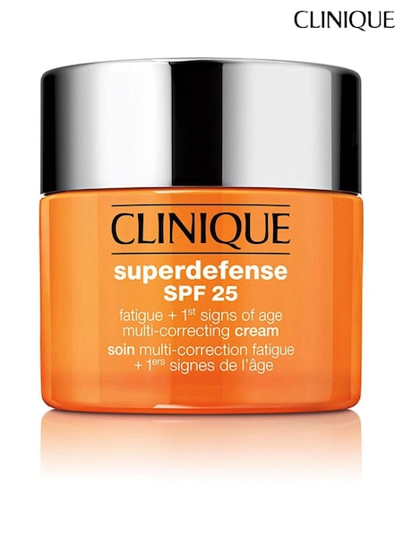 Clinique Superdefense™ SPF 25 Fatigue + 1st Signs Of Age Multi-Correcting Cream 50ml (AG6733) | €72