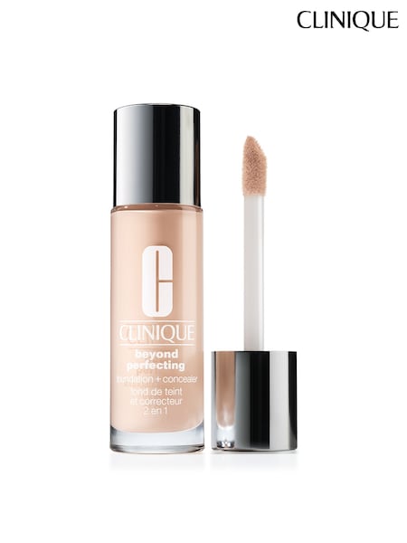 Clinique Beyond Perfecting Foundation And Concealer Set (AG6737) | €49