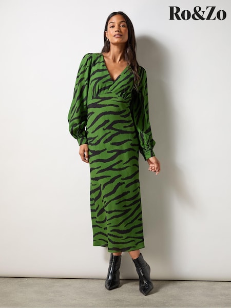 Ro&Zo Petite Zebra Print V-Neck Midi Dress (AG9720) | €65
