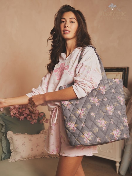 Shabby Chic by Rachel Ashwell® Floral Quilted Shopper (AH1255) | €42