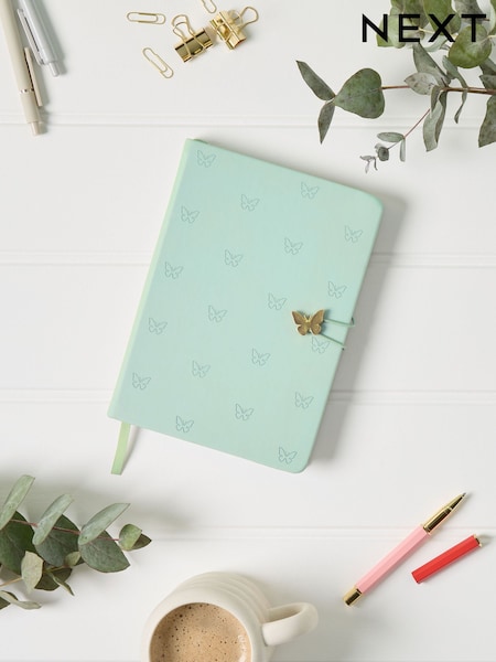 Green Country Butterfly A5 Undated Weekly Planner (AH7101) | €13