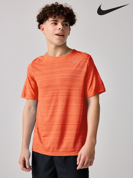 Nike Picante Red Dri-FIT Miler Training Top (AH9786) | €33