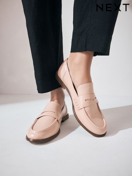 وردي فاتح محايد - Forever Comfort® Slim Round Toe Penny Loafers (AJ1457) | ‏185 ر.س.‏