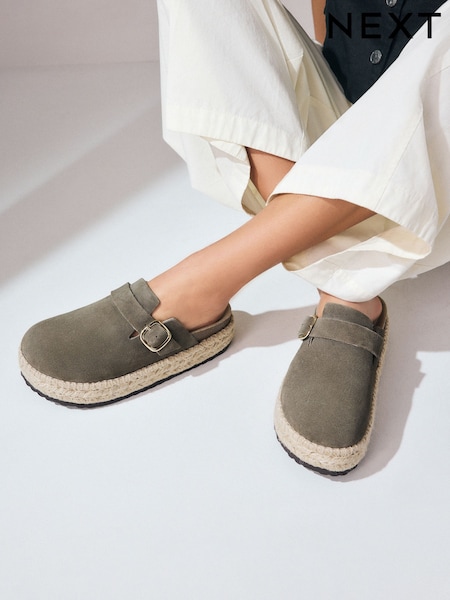 Khaki Green Forever Comfort® Leather Round Toe Espadrille Chunky Clogs (AJ1488) | R$ 390