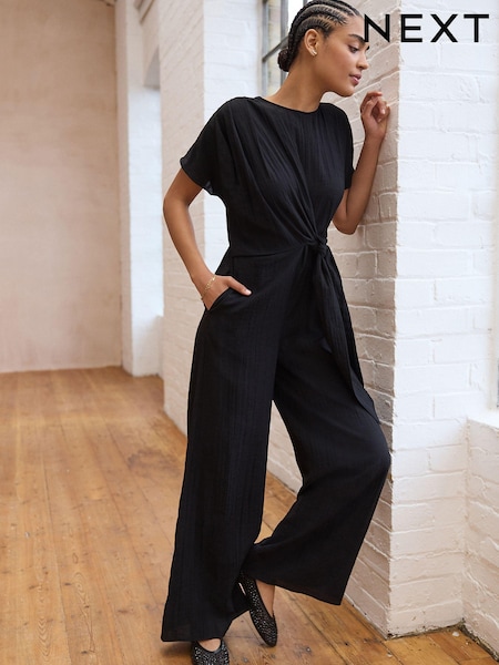 Negro texturizado - Tie Waist Detail Jumpsuit (AJ2355) | 73 €