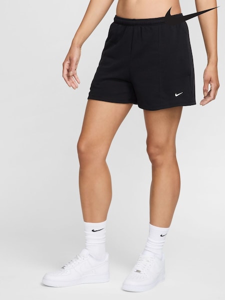 Черный - Nike Chill Terry Mid Rise 4" French Terry Shorts (AJ2446) | €50