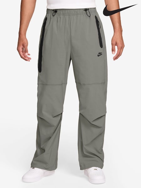 Легка армія - Nike спортивний одяг Tech Woven Open Hem джогери (AJ2516) | 5 407 грн