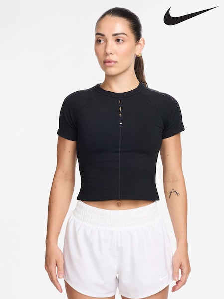 Nike One Fitted Dri-FIT Short Sleeve Top (AJ2531) | 58 €